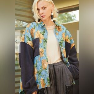 New POL denim/waffle knit floral Shacket. Size small. 100 cotton